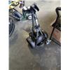 Image 2 : PGA TOUR EDITION FOLDING GOLF CART