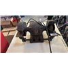 Image 1 : STANLEY 1/3HP VINTAGE ELECTRIC BENCH GRINDER