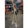 Image 2 : MAPLE FRAMED BENTWOOD DRESSING MIRROR