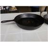Image 2 : 3 CAST IRON PANS AND 3 METAL GOBLETS