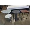 Image 2 : 3 SIDE TABLES - WOOD AND METAL, WHITE METAL AND GLASS, AND STUDDED