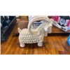 Image 4 : 18" MOUNTAIN GOAT STATUE