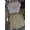 Image 2 : 2 OVERSIZED ACCENT CHAIRS