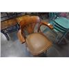 Image 2 : VINTAGE BENTWOOD CHAIR - AARKASH CHAIR CO