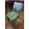 Image 2 : 4 METAL FRAME STACKING CHAIRS