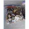 Image 2 : 3 LARGE BAGS OF JEWELRY AND WATCHES