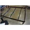 Image 3 : QUEENSIZE MODERN BED FRAME