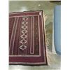 Image 2 : HAND WOVEN AREA CARPET 7 1/2 x 4 foot