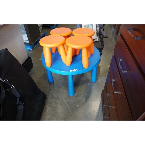 ROUND BLUE KIDS TABLE AND 4 ORANGE STOOLS