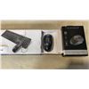 Image 2 : INSIGNIA WIRED KEYBOARD AND MOUSE WITH PLATINUM WIRLESS MOUSE