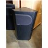 Image 2 : PAIR OF BOSE 401 FLOOR SPEAKERS