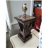 Image 2 : HAND PAINTED TABLE LAMP AND CERAMIC TABLE LAMP