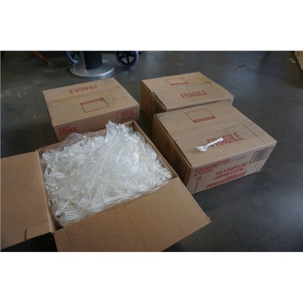 4 BOXES OF NEW 5" LIGHT DUTY PLASTIC FORKS - 4000 pcs