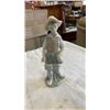 Image 2 : 2 LLADRO FIGURES - APPROX 9 AND 10 INCHES TALL
