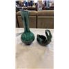 Image 1 : BLUE MOUNTAIN POTTERY GOOSE AND VASE