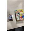 Image 1 : LOT OF HOCKEY CARDS AND ARCHIE COMICS
