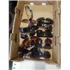 Image 2 : 3 TRAYS OF SUNGLASSES