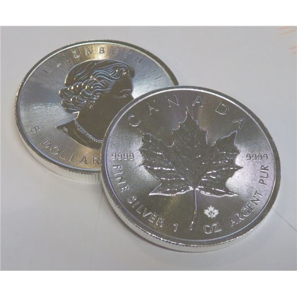 A 1 oz Silver Maple Leaf Bullion Round