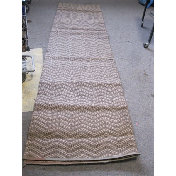 RV Rug    9' X 11'