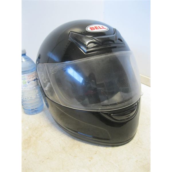 Bell Helmet with bag Size M