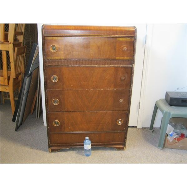 Vintage 4 Drawer Dresser