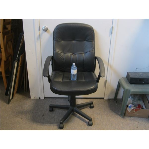Office Chair Swivel Rocker on wheels