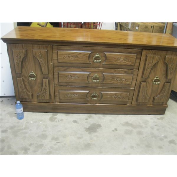Dresser c/w three drawers & two doors