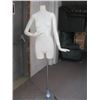 Image 1 : Woman Mannequin on stand