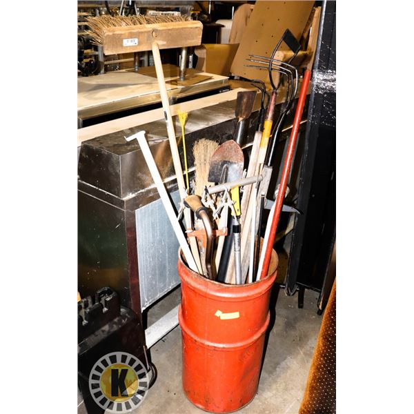 ASSORTED GARDENING SUPPLIES/ TOOLS