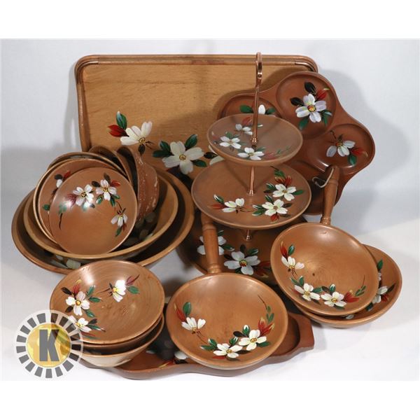 TEAK WOOD SERVING SET