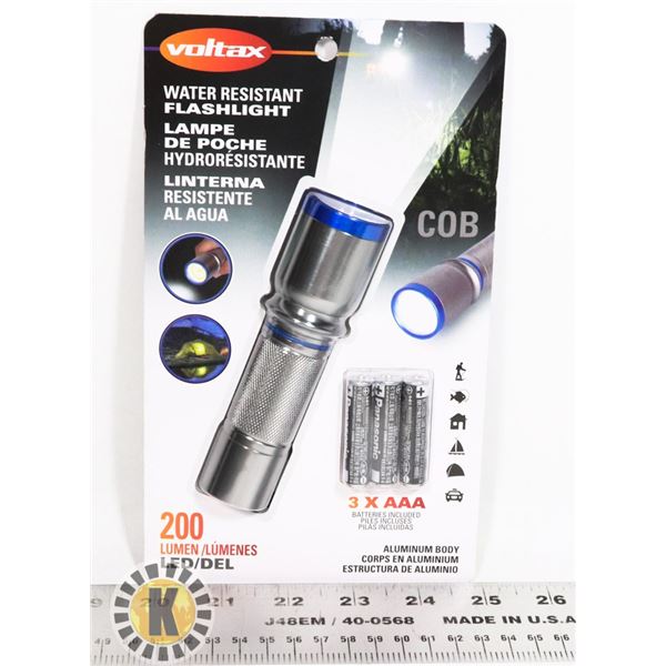 NEW ALUMINUM BODY LED FLASHLIGHT WITH BATTERIES