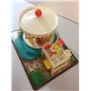 Image 7 : Vintage Fisher Price Merry-Go-Round Music Box Toy