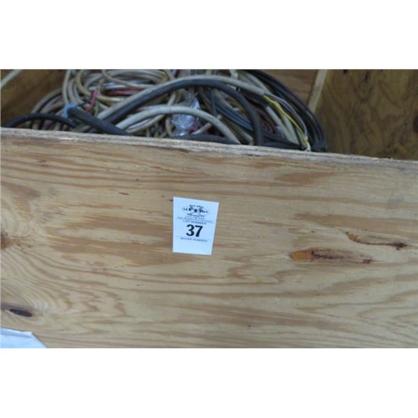 Crate w/Air & Hose Lines (14)