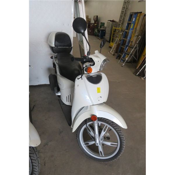 2009 Piaggio Aprilia Scarabeo First 100 96cc Scooter