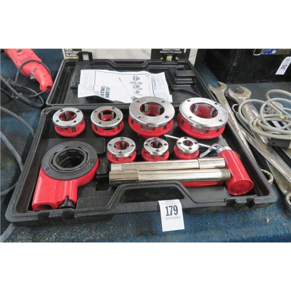 Central Machinery Ratcheting Pipethreader Set