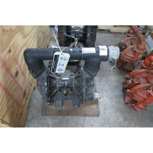 Graco 3150 Double Black Diaphragm Pump