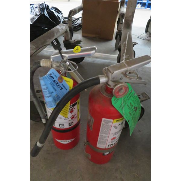 2 Sm Fire Extinguishers 2 x $