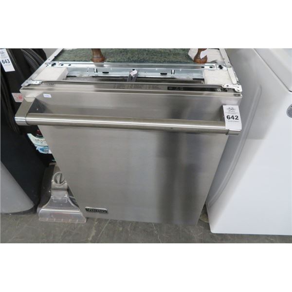 Viking Pro S/S Dishwasher (Nds. Small Leak Rpr.)