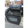 Image 1 : Black Elec. Flattop Range/Oven