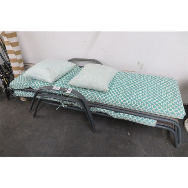 Patio Chaise Lounges (Pair)