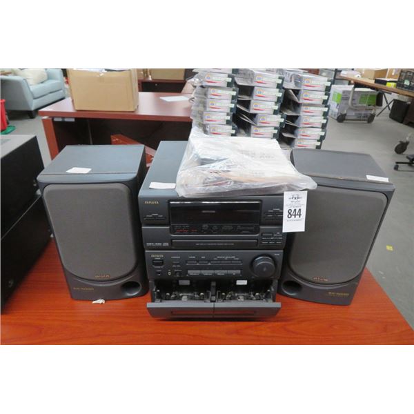 Aiwa Home Stereo w/2 Speakers