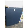 Image 1 : Massage Table