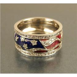 A HIDALGO 18K WHITE GOLD DIAMOND AND ENAMEL AMERICAN FLAG MOTIF RING WITH A PAIR OF DIAMOND GUARD RI