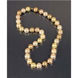 A MULTI-COLORED PEARL BEADED NECKLACE