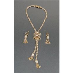 A 14K YELLOW GOLD, DIAMOND AND SAPPHIRE SLIDE-FORM NECKLACE