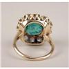 Image 3 : AN UNMARKED YELLOW GOLD, DIAMOND AND EMERALD RING