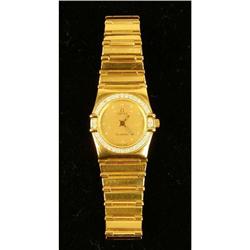 AN OMEGA 18KT YELLOW GOLD CONSTELLATION LADIES WRISTWATCH