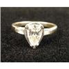 Image 1 : A 14K WHITE GOLD AND DIAMOND ENGAGEMENT RING