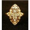 Image 1 : A 14K YELLOW GOLD AND DIAMOND RING