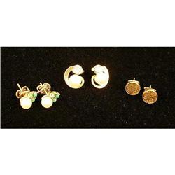 THREE PAIR OF 14K YELLOW GOLD STUD EARRINGS